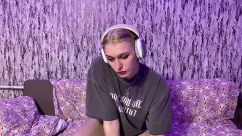 Vladiva online show from 01.20.25