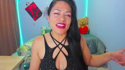 Snapshot of susan_ramires chatting on 02.14.25 susan ramires online show from 02.14.25