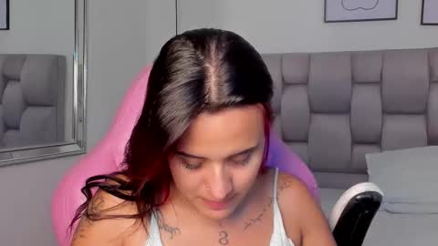 Snapshot of susan_sweet7 chatting on 11.21.25 Susan online show from 11.21.25