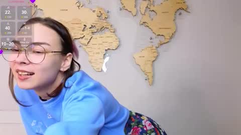 Snapshot of susannahtrojahn chatting on 03.08.26 susannahtrojahn online show from 03.08.26