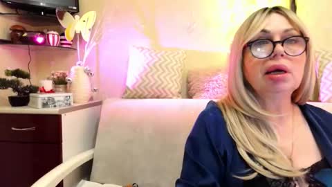 Snapshot of susiexnoreen chatting on 03.07.26 SusiexNoreen online show from 03.07.26