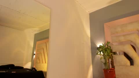 Snapshot of susimendez_ chatting on 04.26.26 susi online show from 04.26.26
