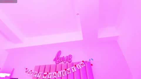 Sussan Nicole  online show from 02.25.25