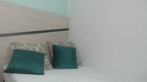 sussy leon online show from 02.14.25