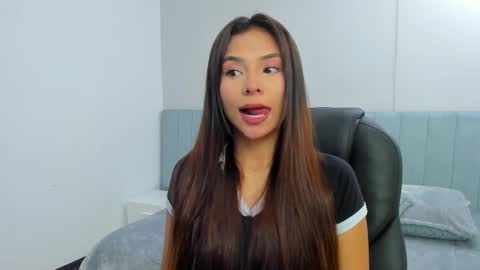 sussy_sweet4u online show from 03.12.25