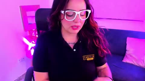 Snapshot of susuya_doll chatting on 09.27.25 Susuya online show from 09.27.25