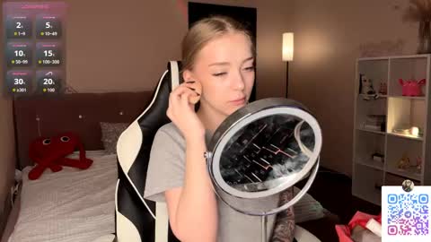Snapshot of susyschuerholz chatting on 04.29.26 Jessica online show from 04.29.26