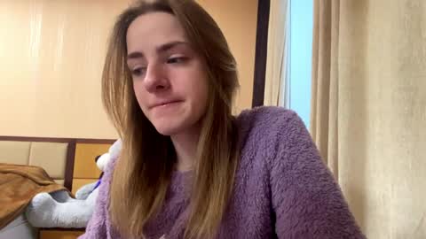 Emila online show from 04.25.26
