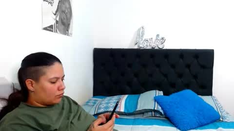 suzy_paz online show from 04.12.26