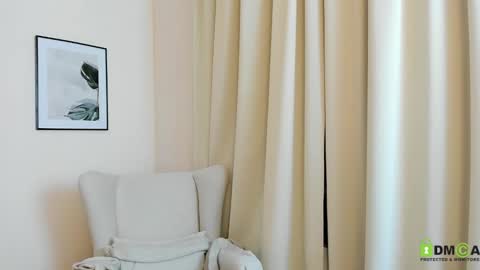 Suzy  next stream  Thursday Friday Saturday online show from 12.22.24