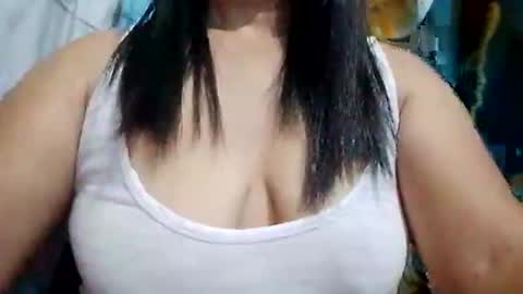 Snapshot of suzzie_hot chatting on 02.19.26 suzzie_hot online show from 02.19.26
