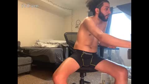 Snapshot of swanginrod chatting on 12.20.25 swanginrod online show from 12.20.25