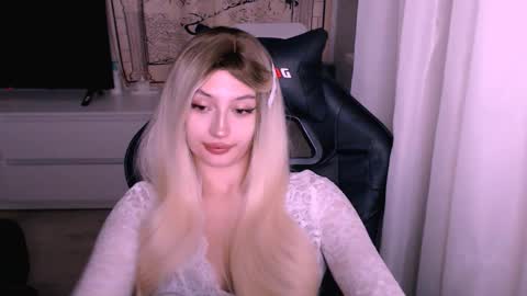 Kate online show from 12.01.25