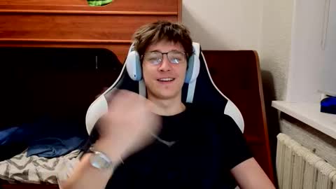 sweeetyangeel online show from 12.20.25