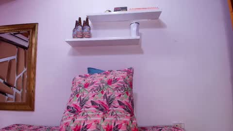 Debora  online show from 09.30.25