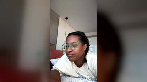 Snapshot of sweer_oshun chatting on 06.24.26 Evangeline online show from 06.24.26