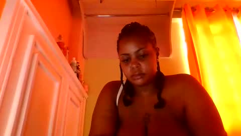 Snapshot of sweet52537 chatting on 02.18.26 sweet52537 online show from 02.18.26