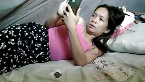Snapshot of sweet818957 chatting on 01.12.25 sweet818957 online show from 01.12.25