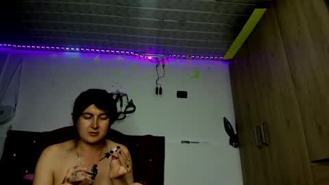 sweet__suck69bitch online show from 01.06.25