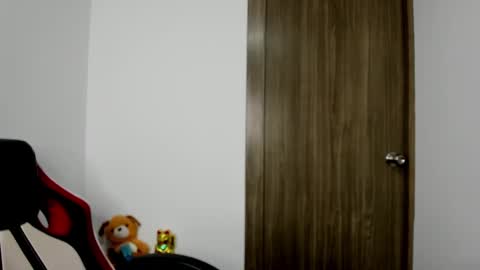 sweet__suck69bitch online show from 02.21.25