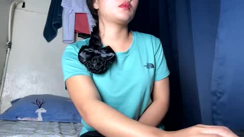 Snapshot of sweet_angel190 chatting on 01.13.25 Mae online show from 01.13.25