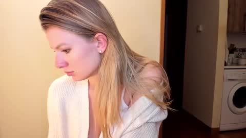 Snapshot of sweet_angel_a chatting on 01.06.26 Ann - your sweet girl online show from 01.06.26