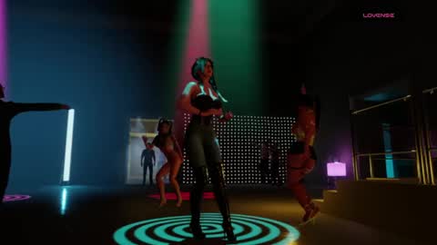 Snapshot of sweet_anto_ chatting on 05.18.26 antonella online show from 05.18.26