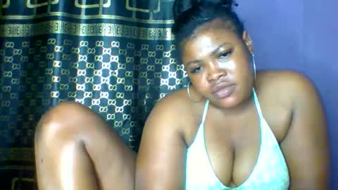 Snapshot of sweet_baby27 chatting on 09.21.25 sweet baby online show from 09.21.25