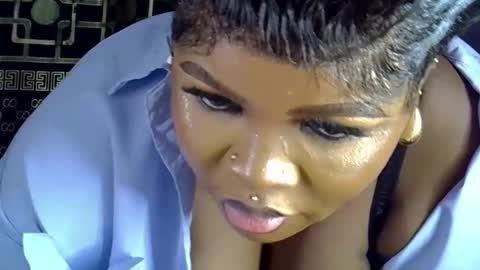 Snapshot of sweet_baby27 chatting on 10.21.25 sweet baby online show from 10.21.25