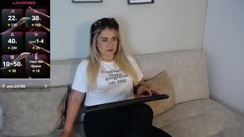 Bella Valery online show from 10.23.25