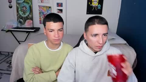 Snapshot of sweet_boys_xx chatting on 12.12.24 CristianBrayan PVT OPEN online show from 12.12.24