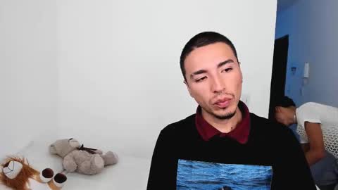 Snapshot of sweet_boys_xx chatting on 10.28.25 CristianBrayan PVT OPEN online show from 10.28.25