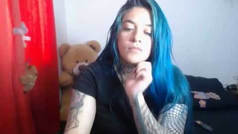 Snapshot of sweet_bubblee chatting on 05.19.26 Bubbles online show from 05.19.26