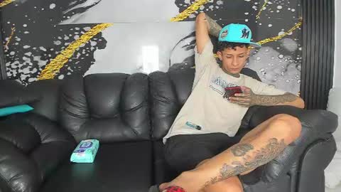 Snapshot of sweet_bunny29 chatting on 06.13.26 x Angelica Daniels - mod Tio willy online show from 06.13.26
