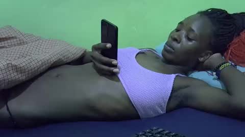 Snapshot of sweet_candie01 chatting on 01.14.26 sweet_candie01 online show from 01.14.26