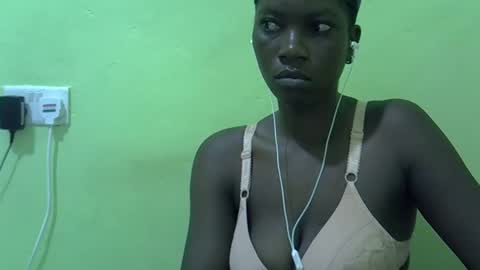 sweet_cherie1 online show from 04.12.26