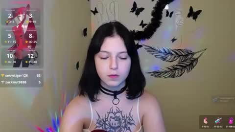 Snapshot of sweet_cherryg chatting on 01.15.25 Ivy online show from 01.15.25