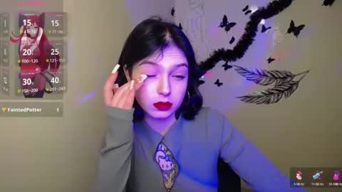 Snapshot of sweet_cherryg chatting on 02.24.25 Ivy online show from 02.24.25