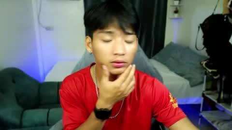 Snapshot of sweet_clarence69 chatting on 06.14.26 CLARENCE online show from 06.14.26