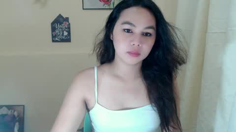 Snapshot of sweet_danicaa chatting on 05.14.26 danice online show from 05.14.26