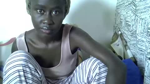 Snapshot of sweet_diva19 chatting on 05.10.26 sweet_diva19 online show from 05.10.26