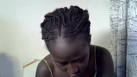 Snapshot of sweet_diva19 chatting on 05.25.26 sweet_diva19 online show from 05.25.26