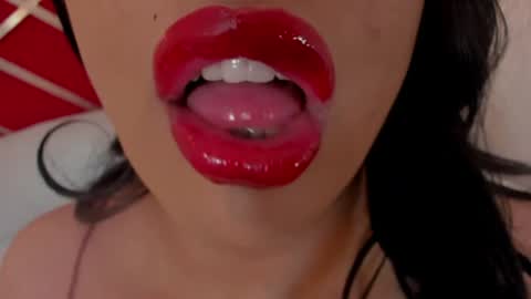 Snapshot of sweet_eliizabeth chatting on 07.18.26 sweet_eliizabeth online show from 07.18.26