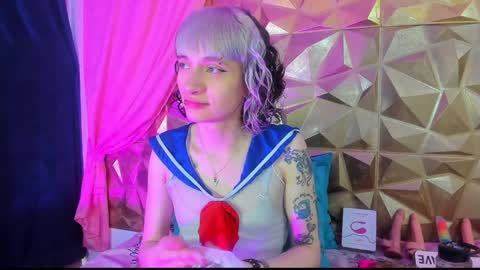  emmili  online show from 12.30.24