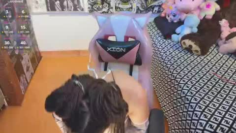 Snapshot of sweet_explotion chatting on 04.25.26 sweet thani online show from 04.25.26
