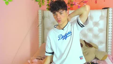 Felipe independent model online show from 06.15.26