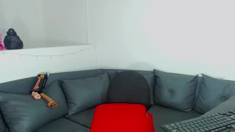 sweet_girl_party online show from 01.24.25