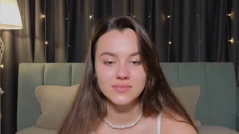 Snapshot of sweet_haeven chatting on 04.25.26 Im Mia.LOVELY PATTERNS 100 120 160 200 my toy buzzes from 2 tip online show from 04.25.26