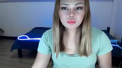 sophia daisy  online show from 12.18.25