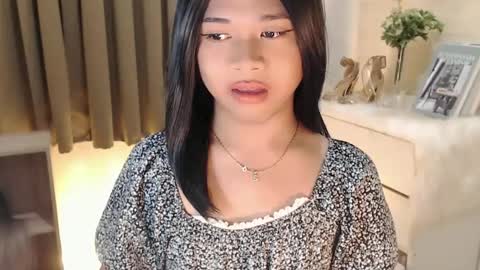 Snapshot of sweet_hoelly chatting on 02.21.25 Slutty Shannel online show from 02.21.25